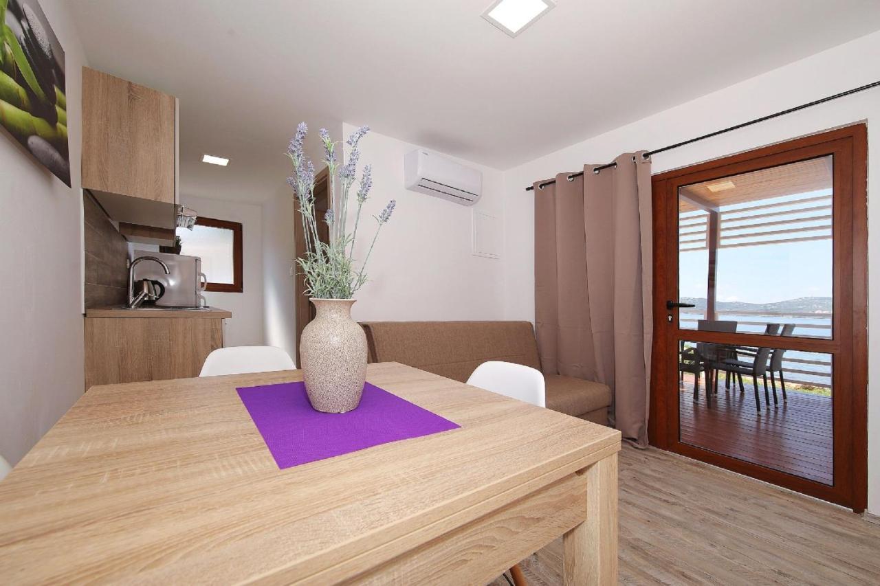 Mobile Home Plumeria 1 Biograd Na Moru Dış mekan fotoğraf